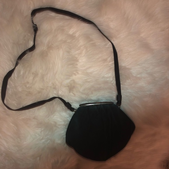 ❇️Emerald Green suede cross body clutch - Picture 2 of 7